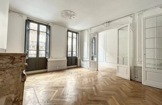 Appartement/bureaux T3 &#8211; rue Raymond IV